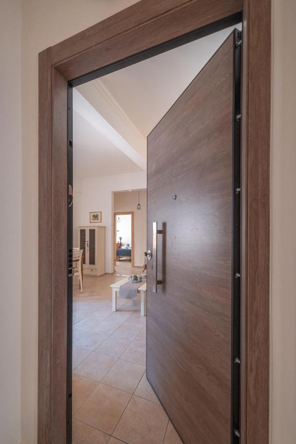 Stylish Central Renovated Apartment Heraklion Zewnętrze zdjęcie
